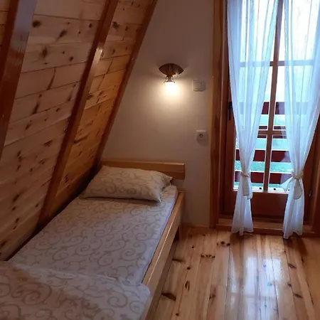 Dom wakacyjny Mountain House Tadić 1 *